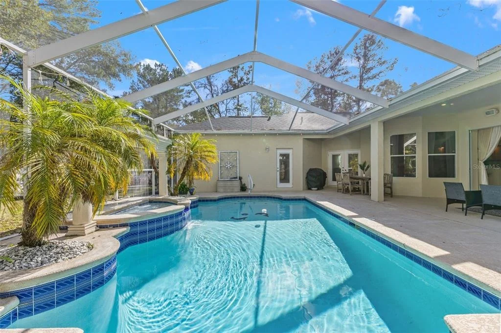 Photo of 14071 LINDEN DRIVE