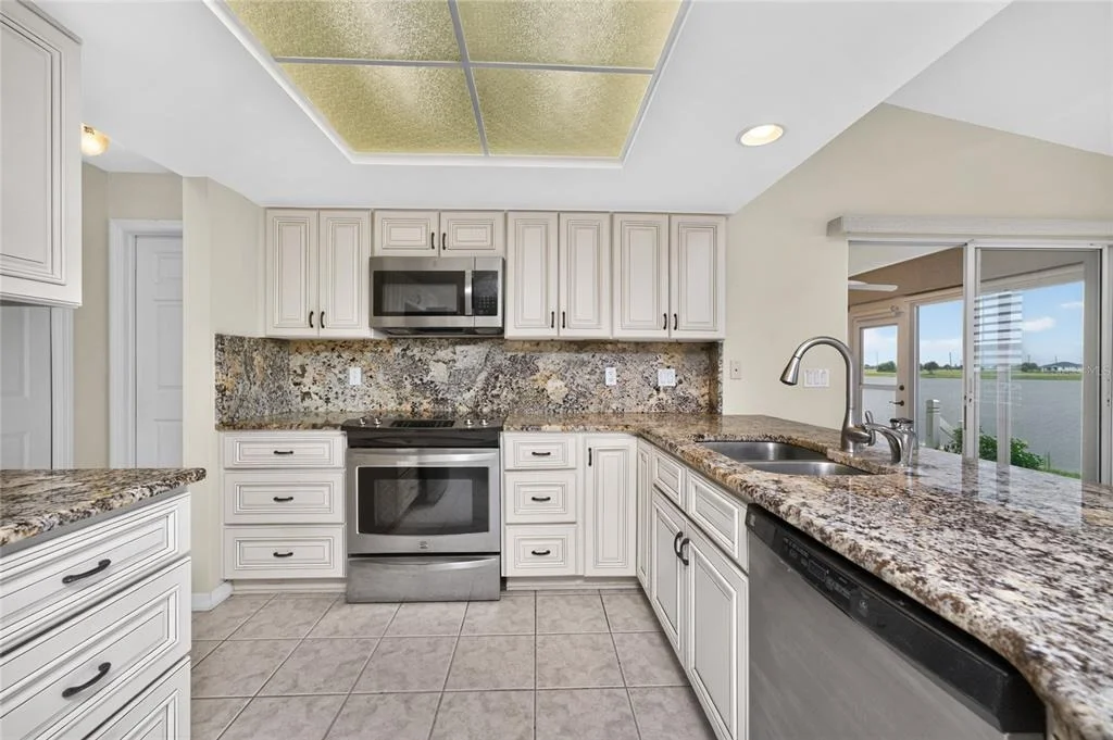 Photo of 31 MEADOWLARK LANE
