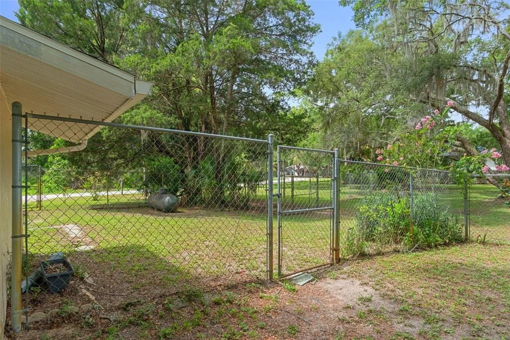 Photo of 5931 N BROOKGREEN DRIVE