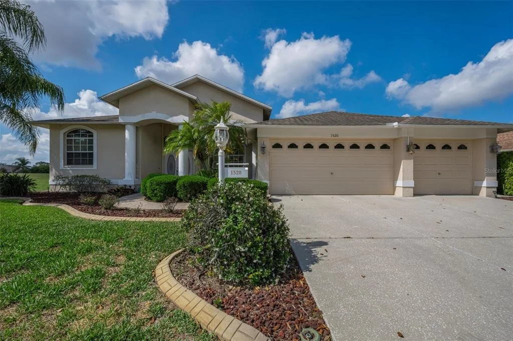 Photo of 1520 WINDING WILLOW DRIVE