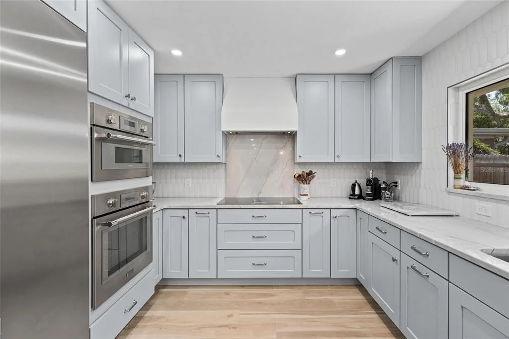 Photo of 801 EDGEMERE LANE