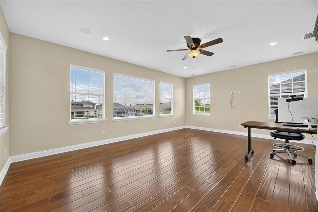 Photo of 715 ISLEBAY DRIVE