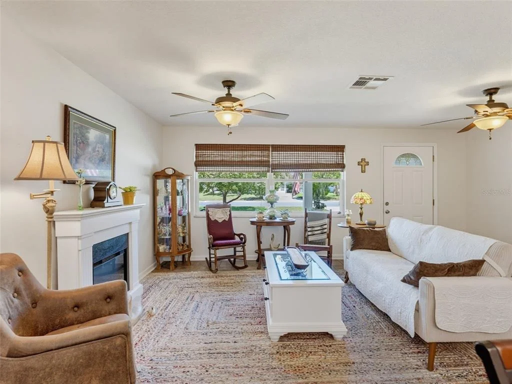 Photo of 1575 JASMINE WAY