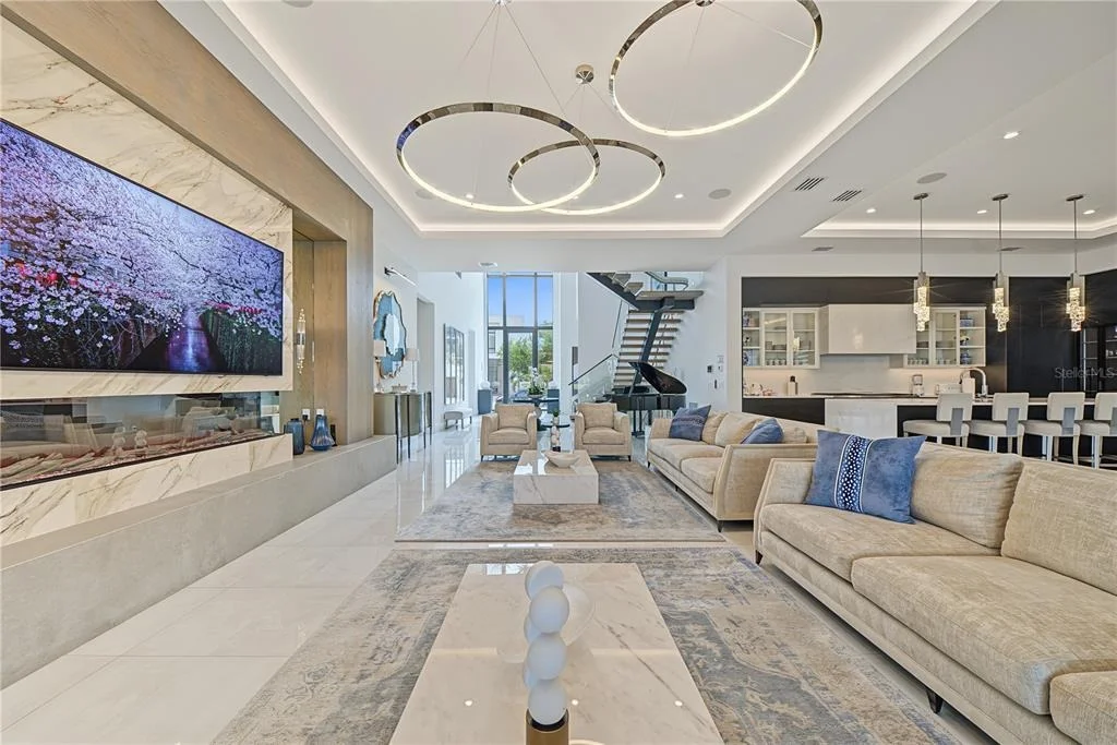 Photo of 900 GOLDEN BEAR DRIVE