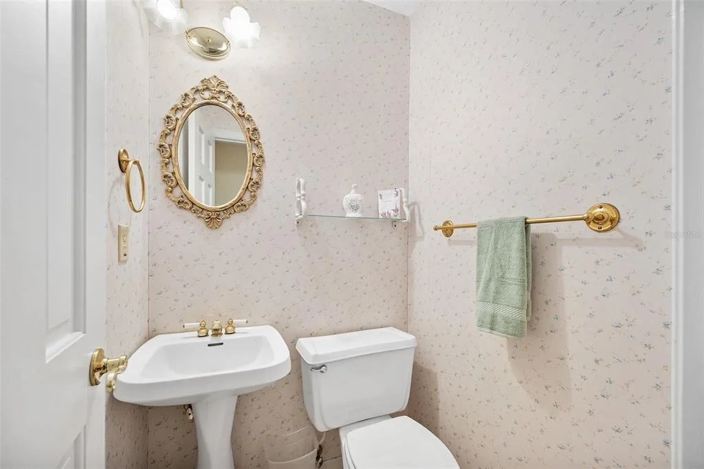Photo of 43 WINDING CREEK WAY