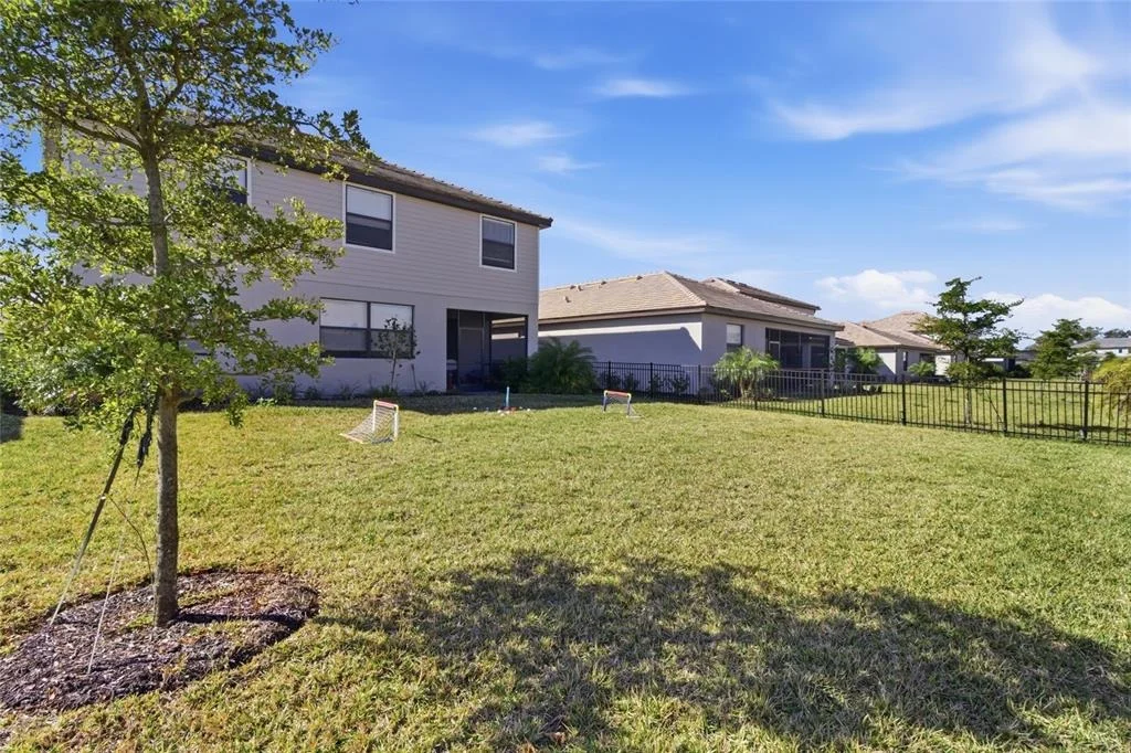 Photo of 14968 SERENE SHORES LOOP