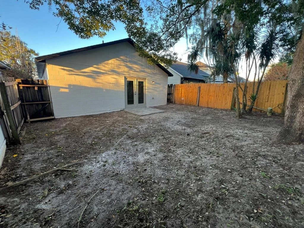 Photo of 1716 CHATHAM CIRCLE