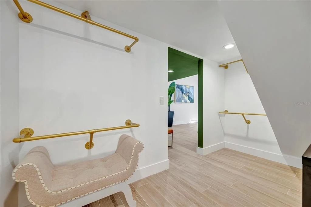 Photo of 403 LONGBOW TRAIL