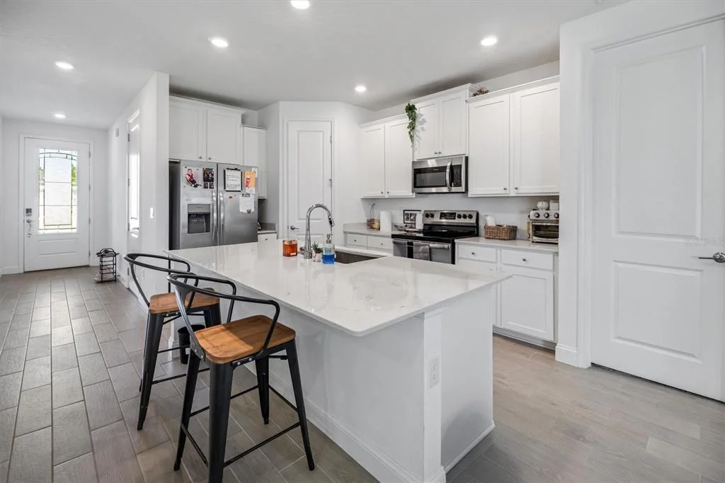 Photo of 2170 RAGLAN CIRCLE