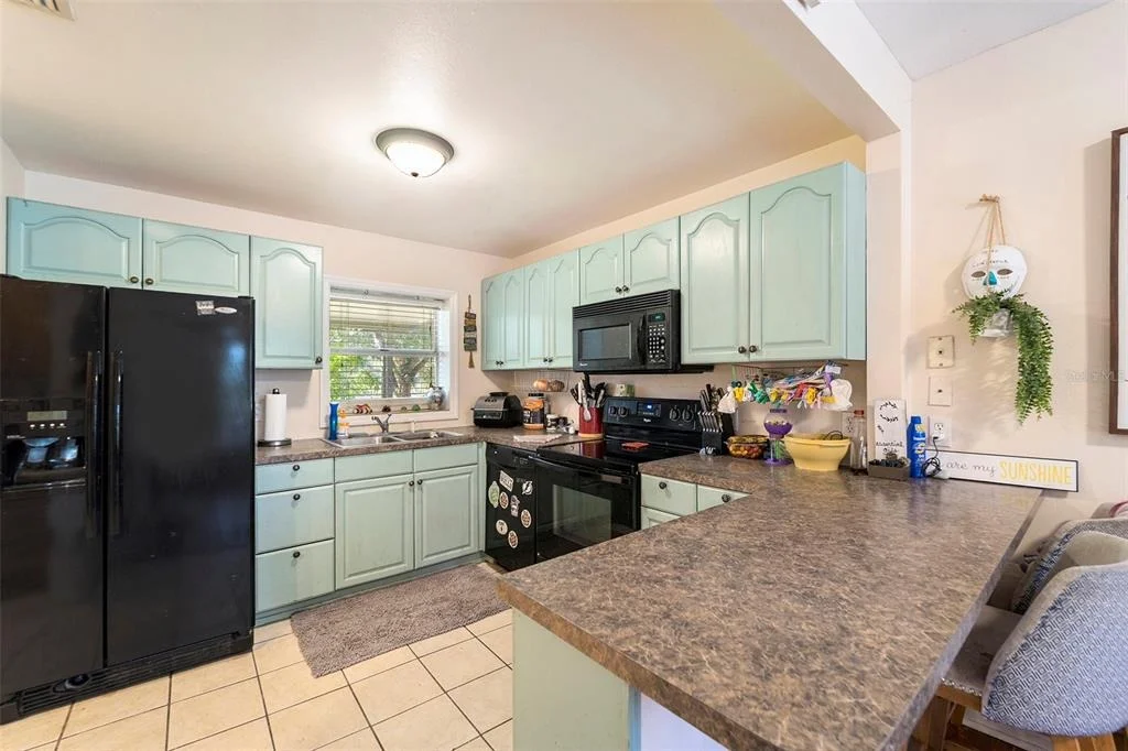Photo of 2215 WALLACE ROAD