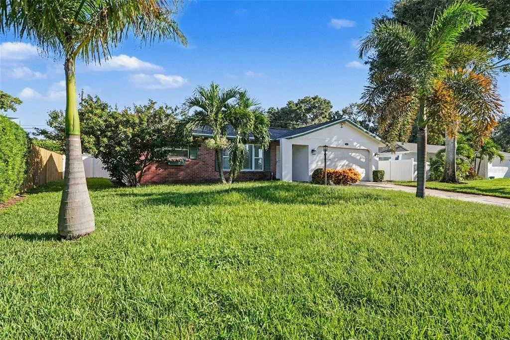 Photo of 14161 HETRICK CIRCLE N
