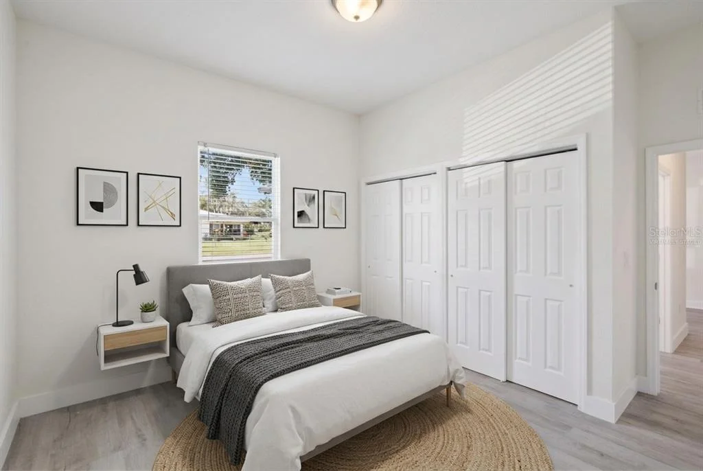 Photo of 207 AVENUE E SE