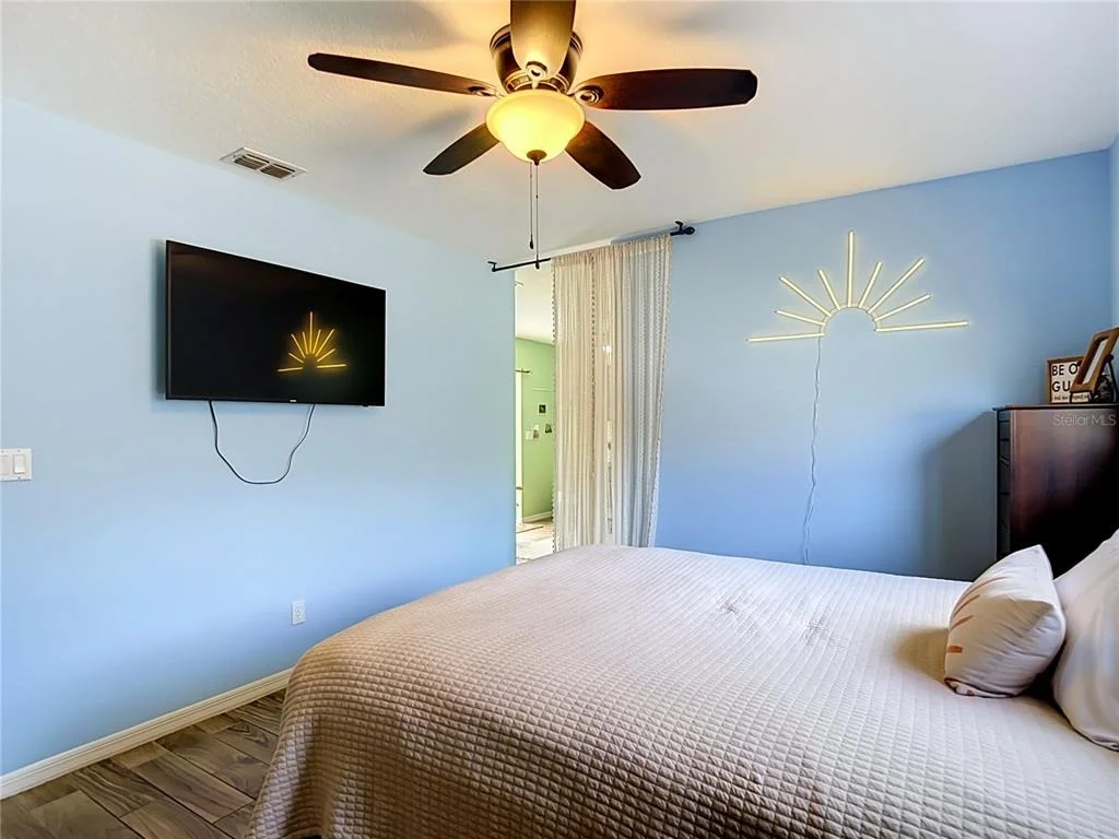 Photo of 1051 HOOK DRIVE