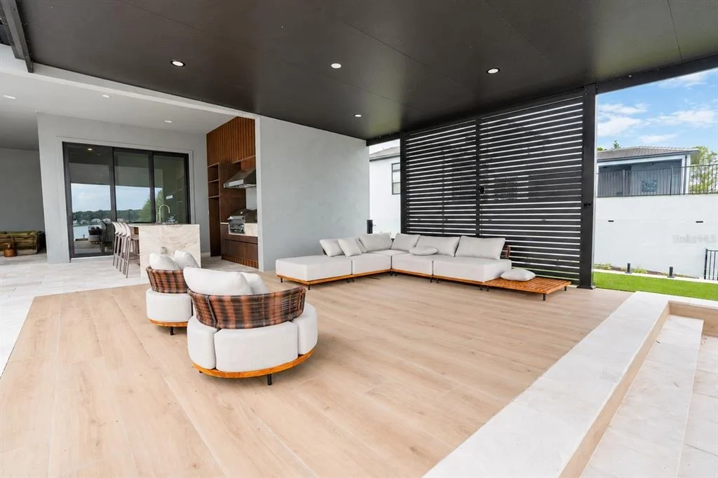 Photo of 15125 PENDIO DRIVE