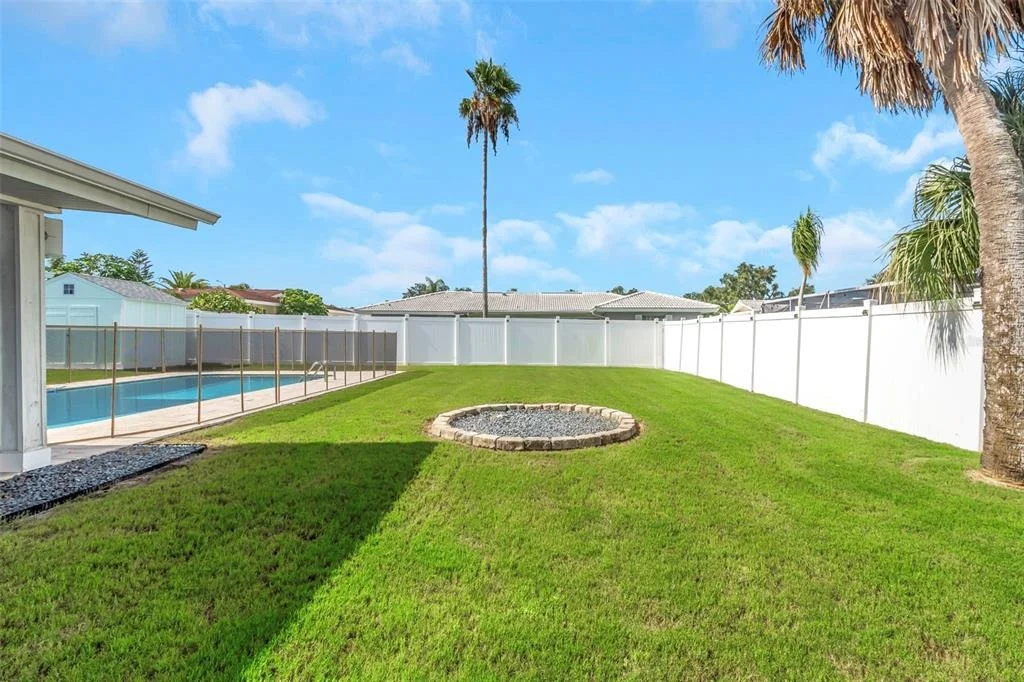Photo of 1071 SUEMAR ROAD