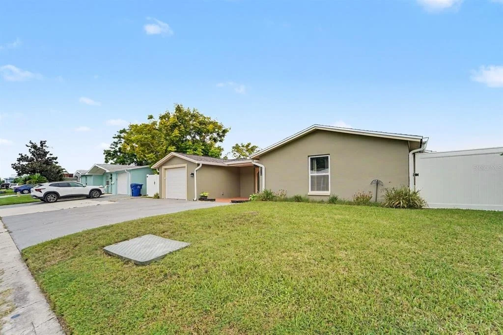 Photo of 4865 SHELL STREAM BOULEVARD