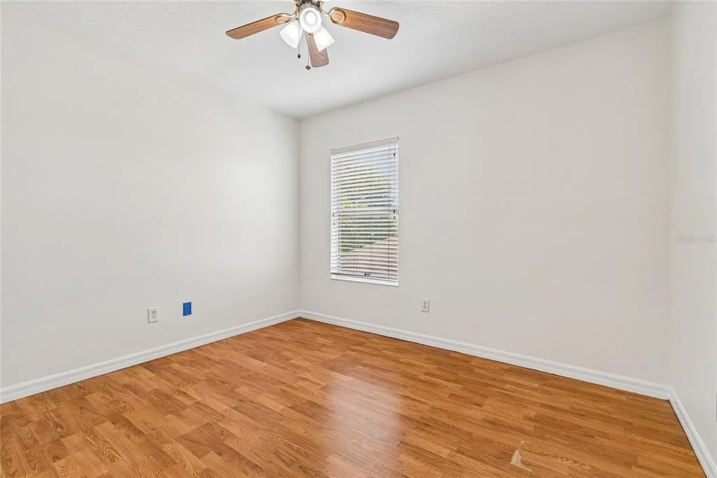 Photo of 915 WINDTON OAK DRIVE