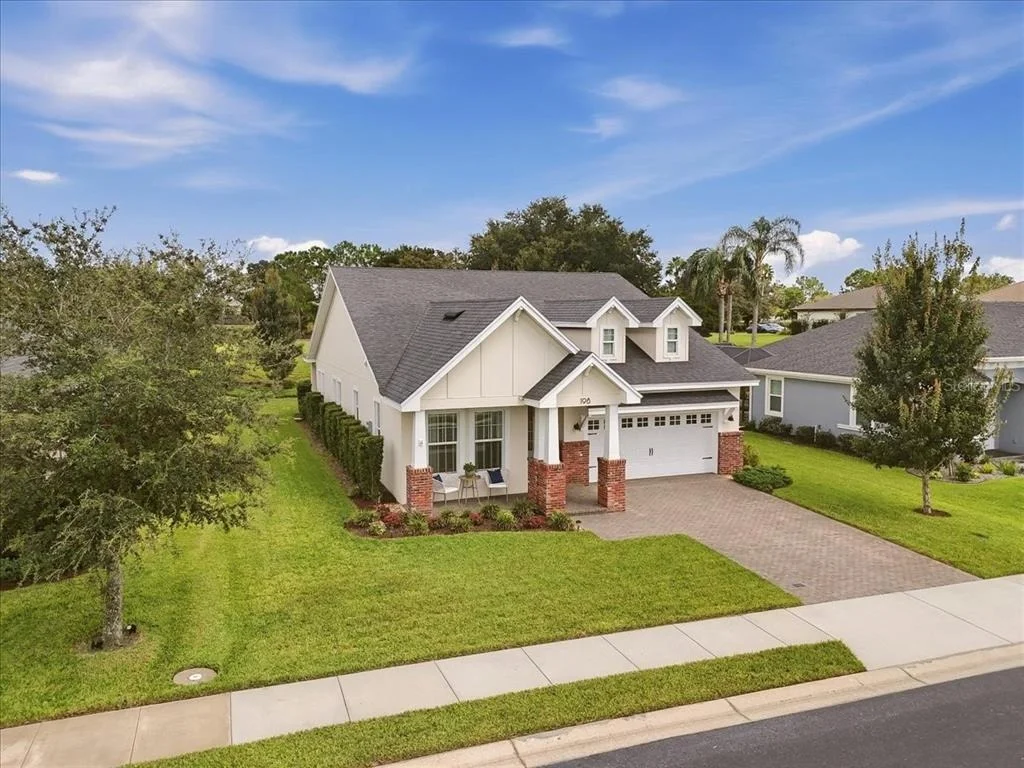 Photo of 198 STARGRASS DRIVE