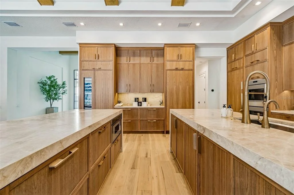 Photo of 17720 ROYAL EAGLE LANE