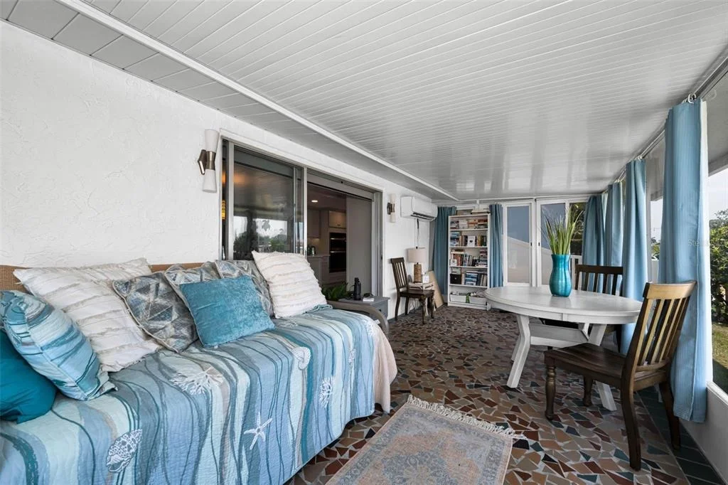 Photo of 4825 SHELL STREAM BOULEVARD