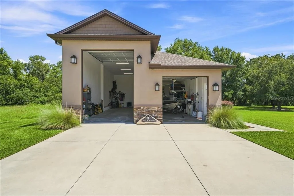 Photo of 408 HAWK TALON DRIVE