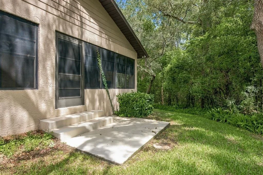 Photo of 6810 PLUMLEAF COURT