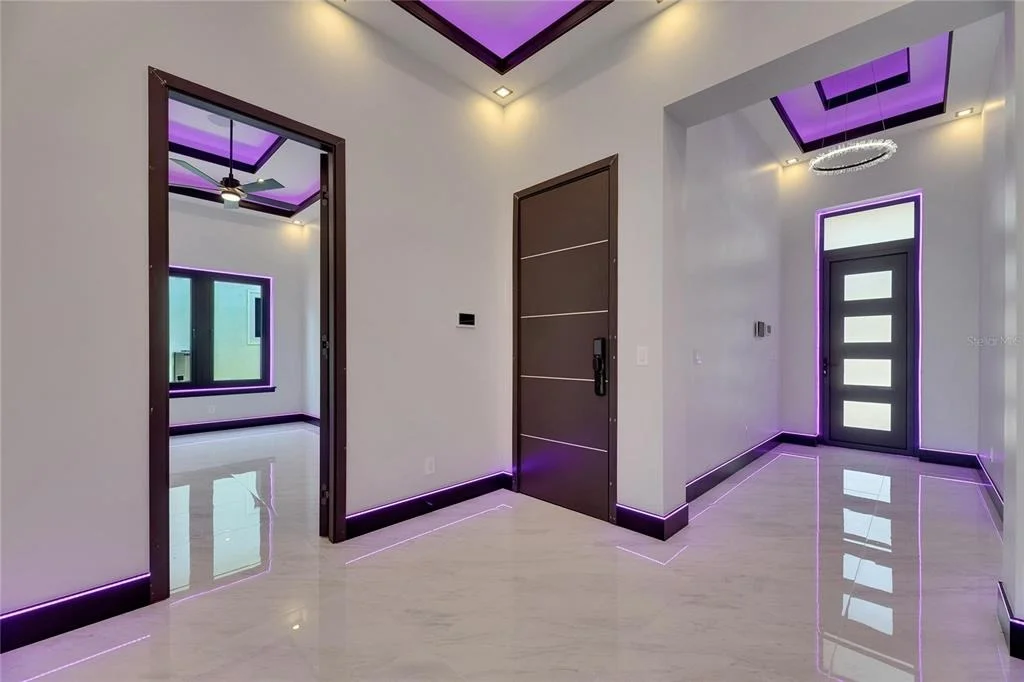 Photo of 6532 SIMONE SHORES CIRCLE