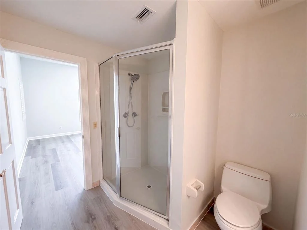 Photo of 24 BAY POINTE DRIVE