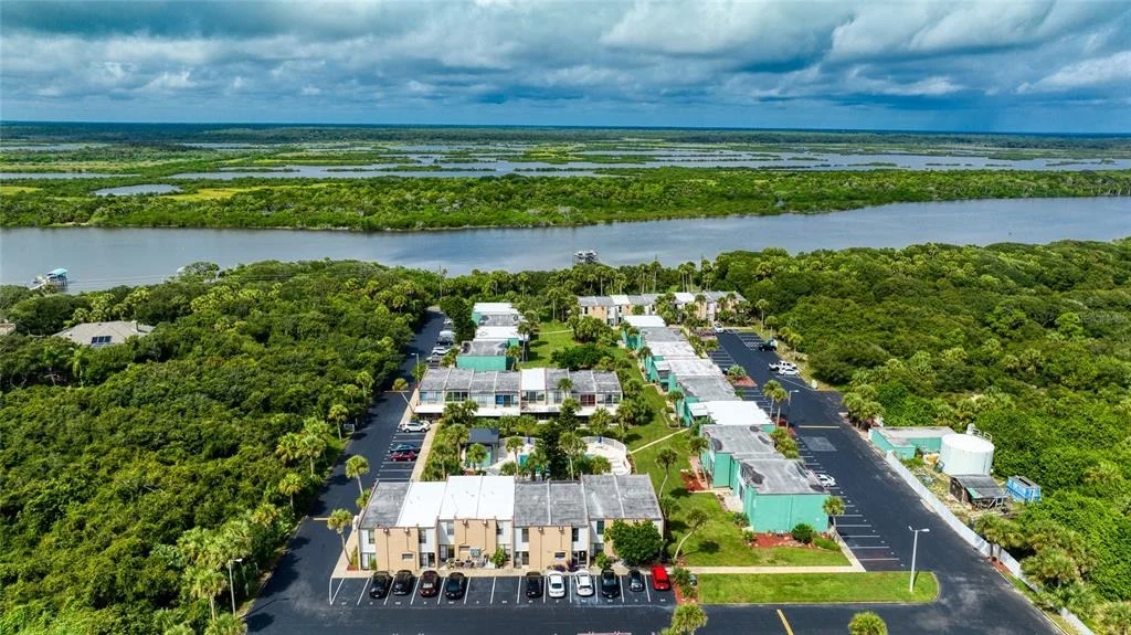 Photo of Unit UT58 at 5500 OCEAN SHORE BOULEVARD