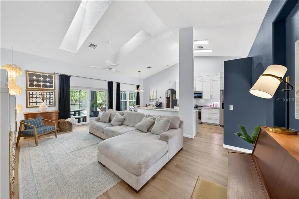 Photo of 5068 ALAMANDA DRIVE