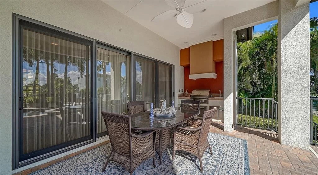 Photo of 1005 BOGEY LANE