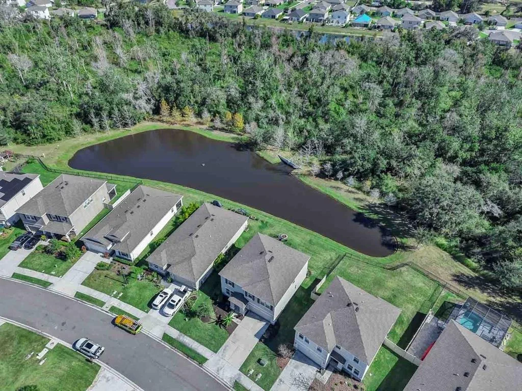 Photo of 16454 WOODSIDE GLEN