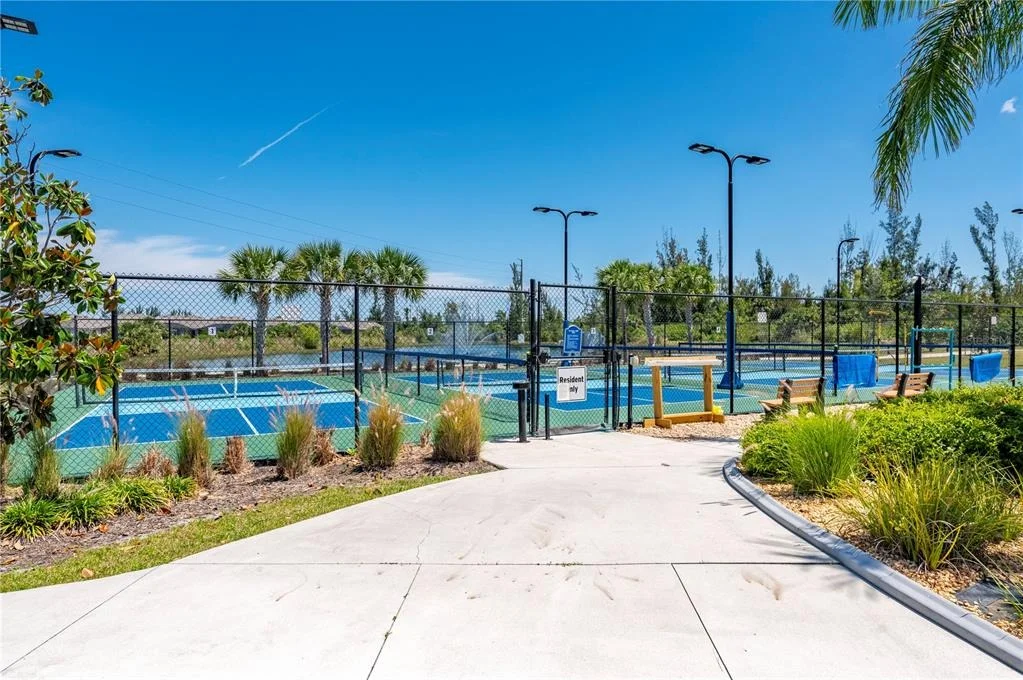 Photo of 7833 MIKASA DRIVE