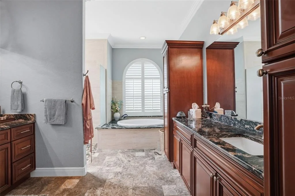 Photo of 9203 LAKE CYPRESS LOOP