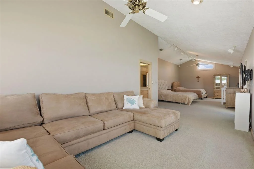 Photo of 290 BAYSIDE DRIVE