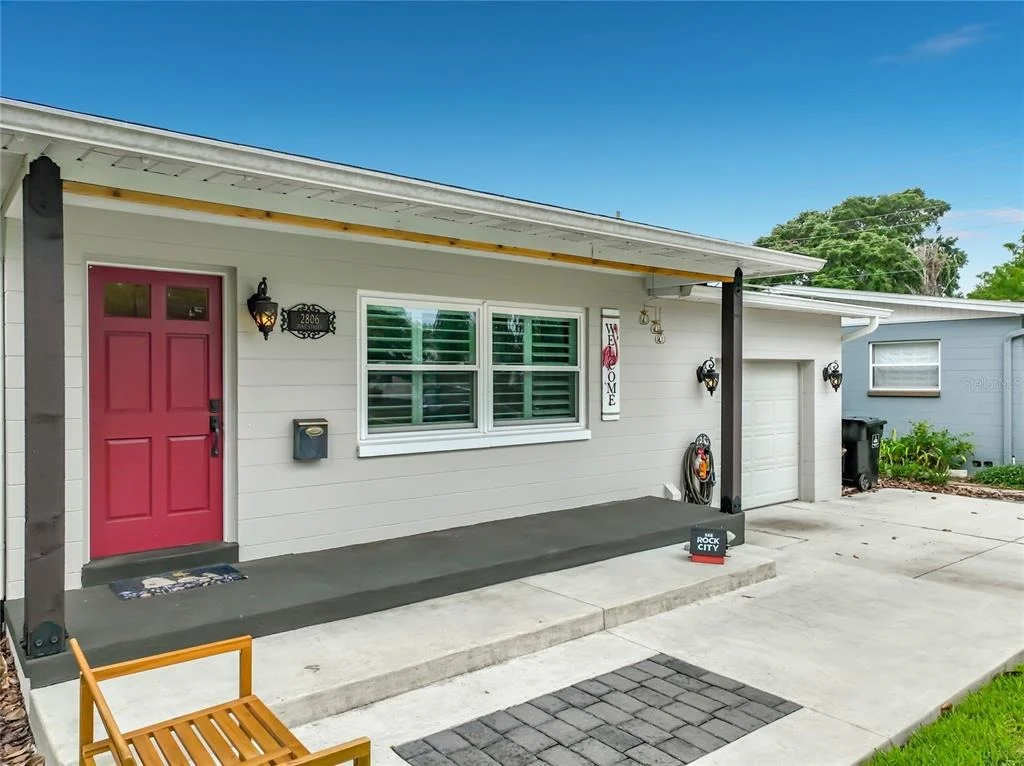 Photo of 2806 VINE STREET