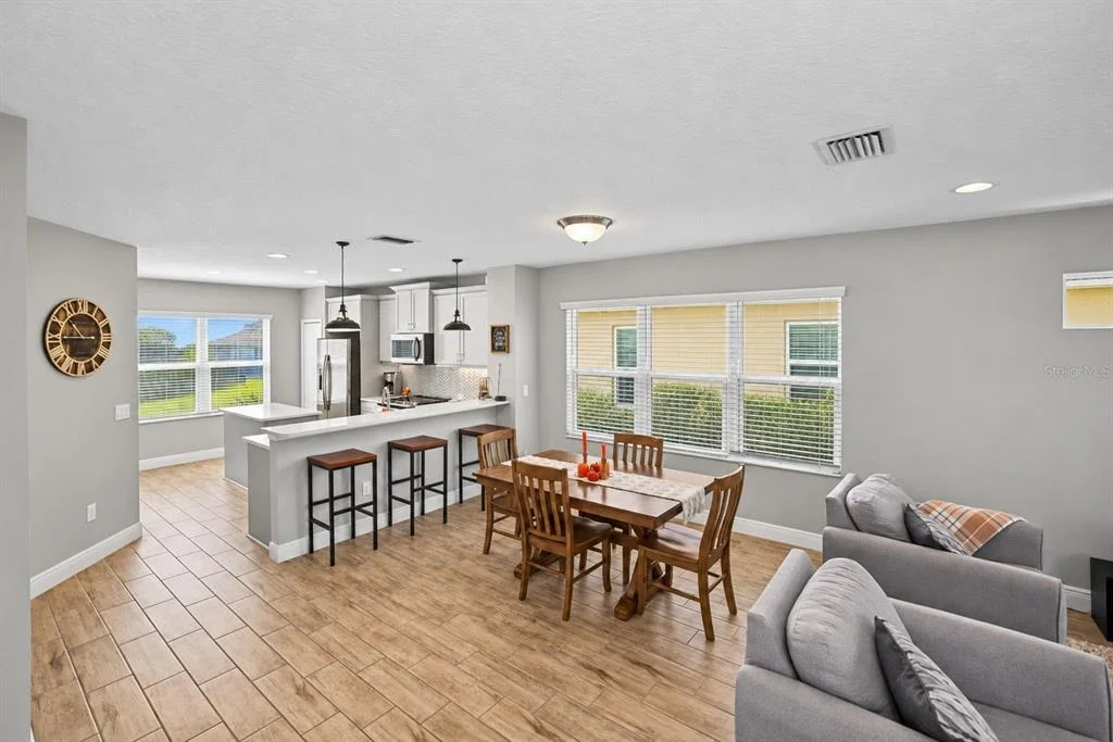 Photo of 3820 SHIMMERING OAKS DRIVE