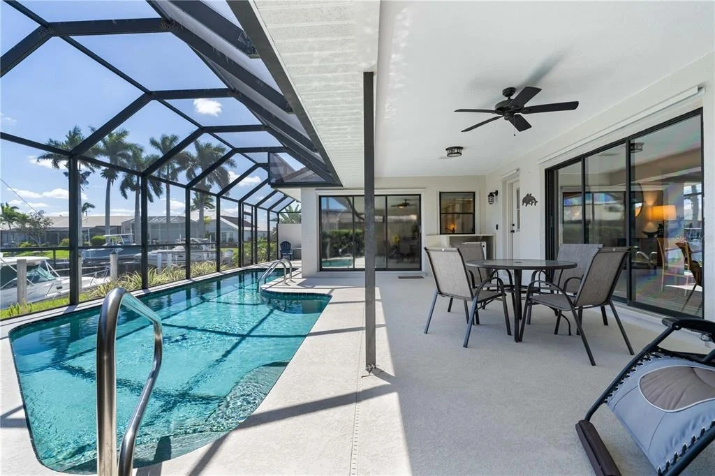 Photo of 308 COLONY POINT DRIVE