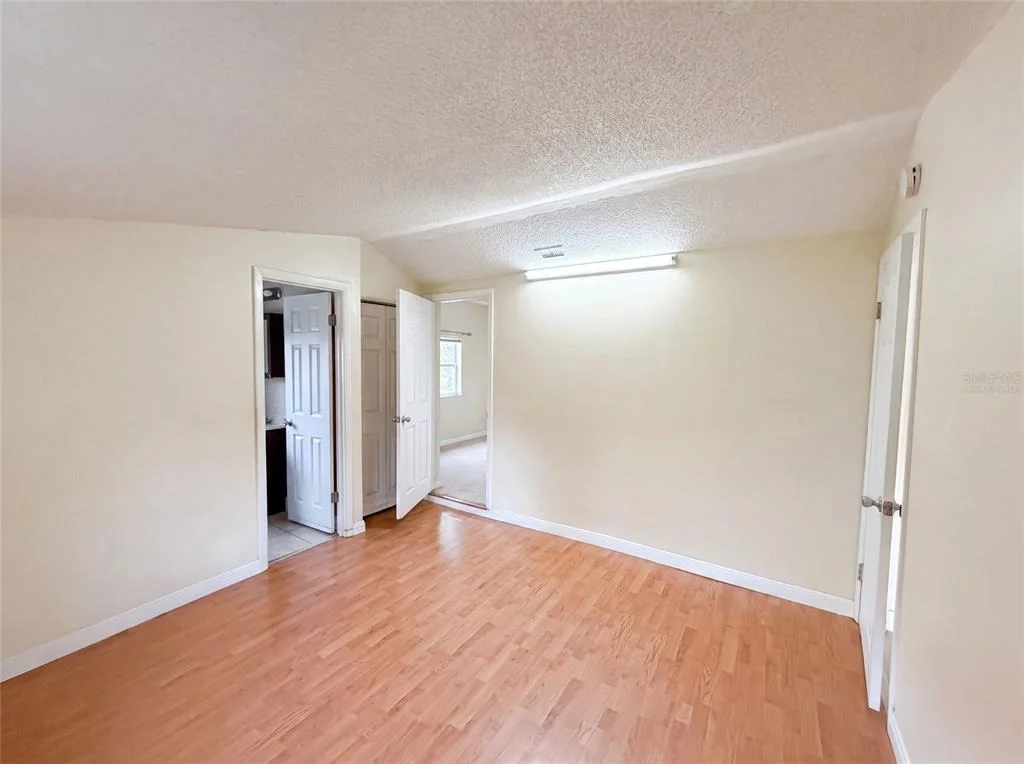 Photo of 722 VIRGINIA LANE