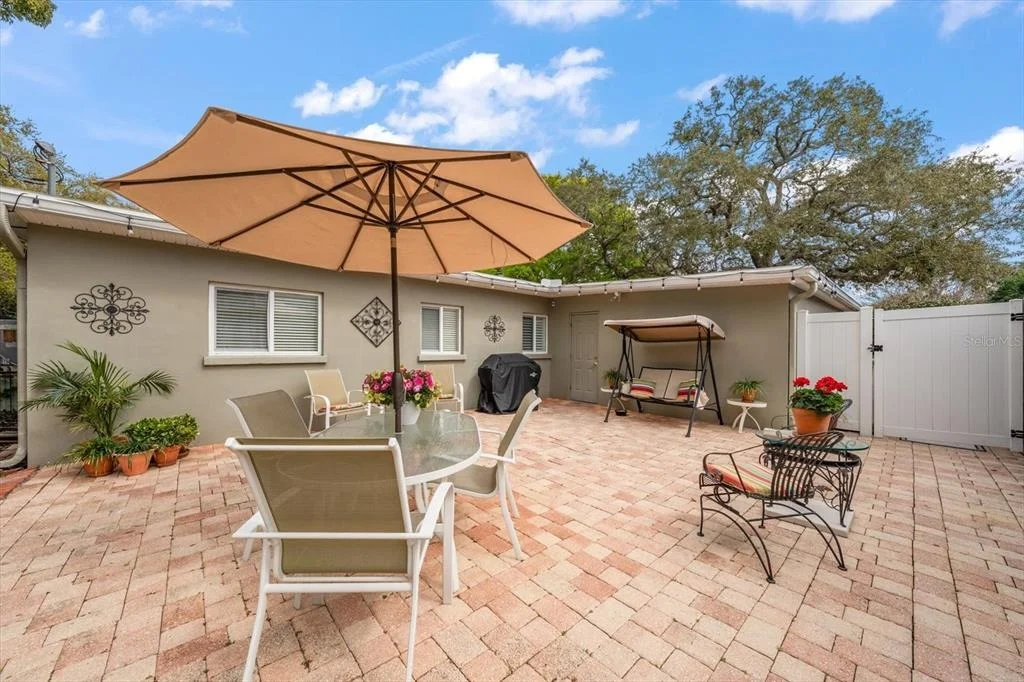 Photo of 1718 MEREDITH LANE