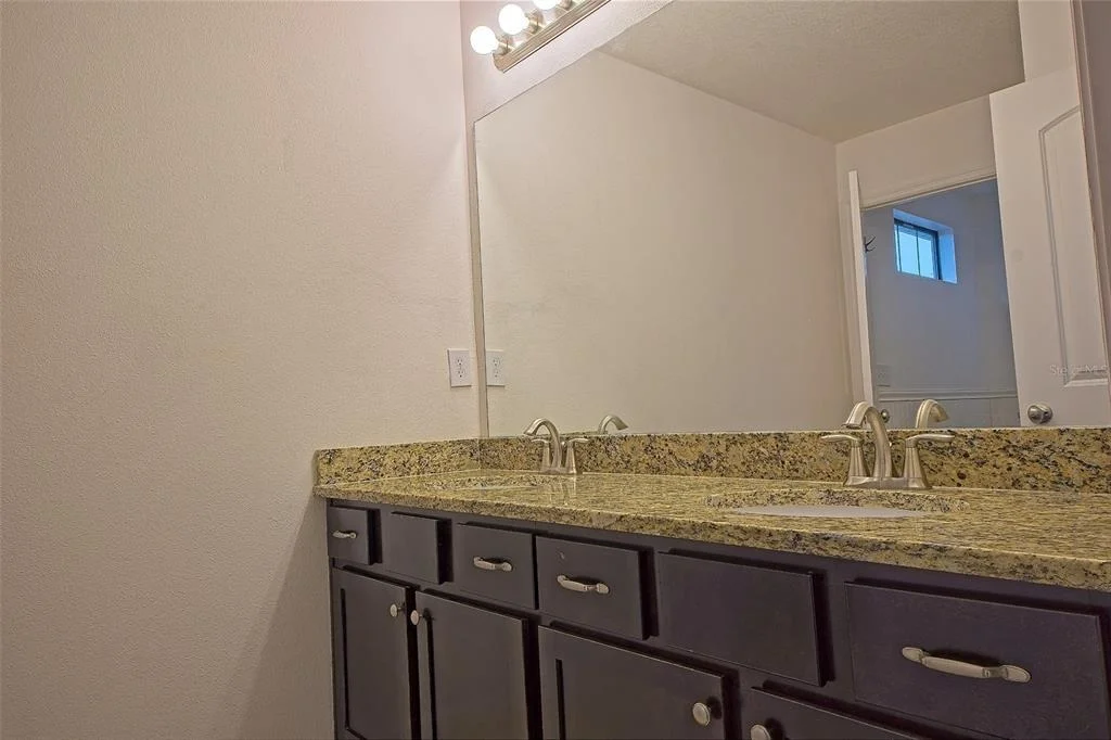 Photo of 11918 WINTERSET COVE DRIVE