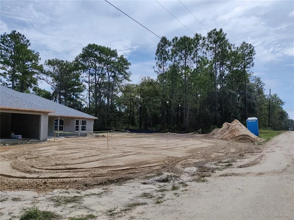 Photo of 16122 MALDEN ROAD
