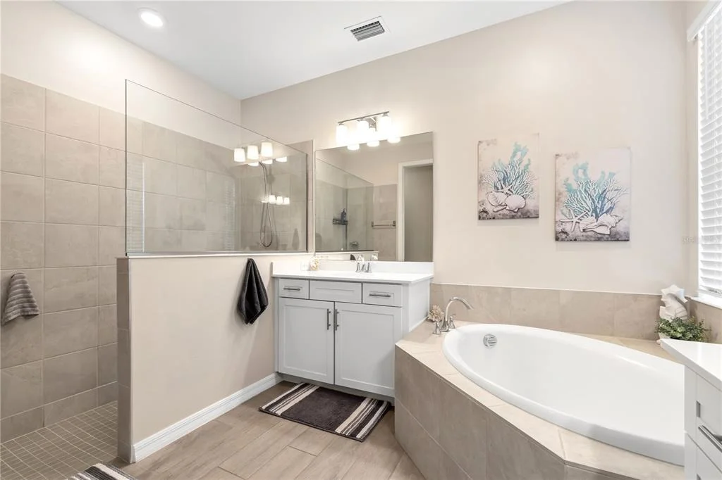Photo of 17420 JADESTONE COURT