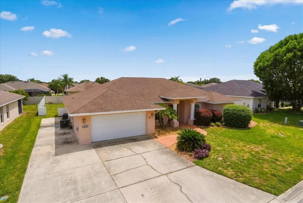 Photo of 315 LANCEOLATE DRIVE