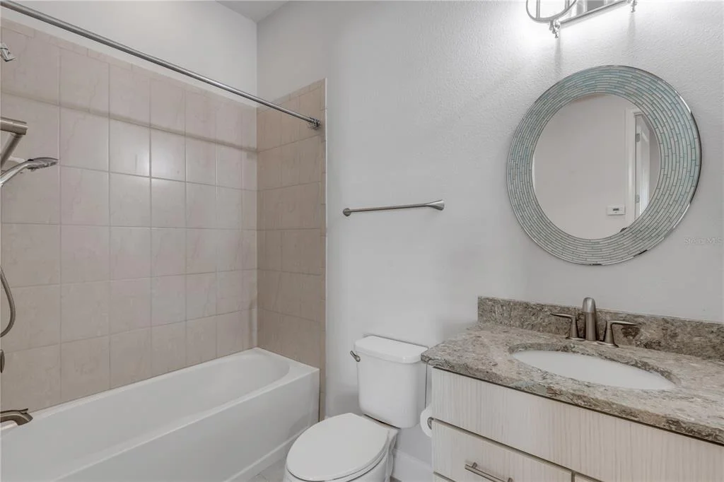 Photo of 844 PINEWOOD DRIVE