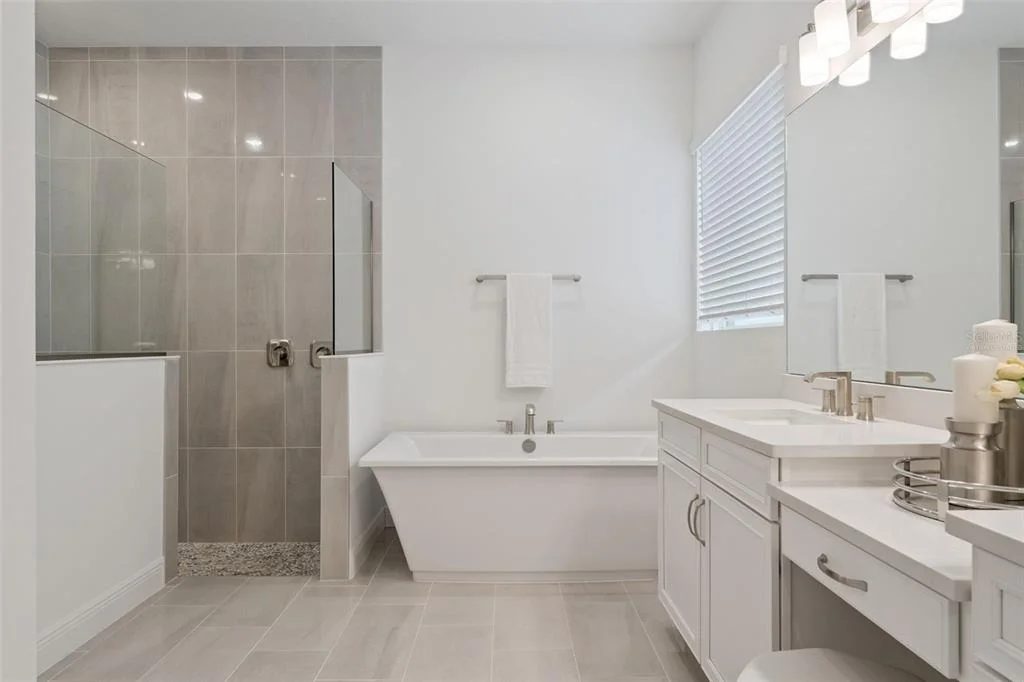 Photo of 14371 CREST PALM AVENUE