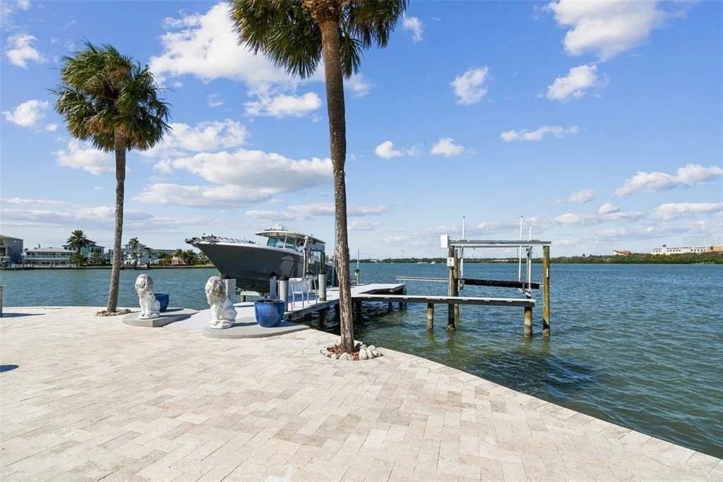 Photo of 582 JOHNS PASS AVENUE