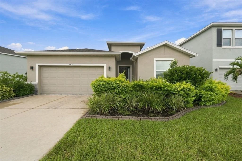 Photo of 16633 MOONER PLANK CIRCLE