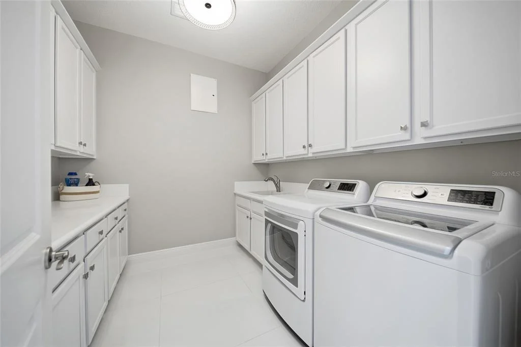 Photo of 2420 COCO PALM CIRCLE