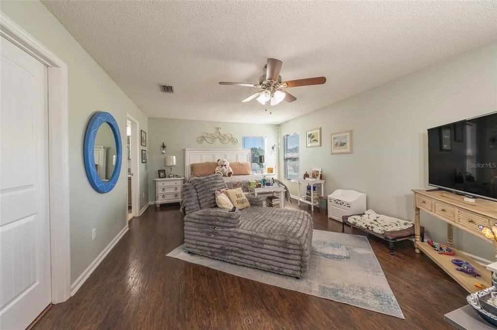 Photo of 6 RYBARK LANE